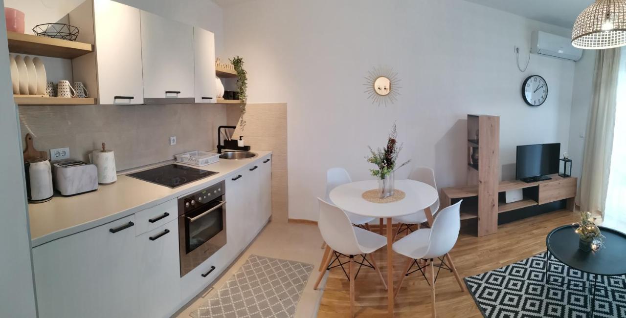Apartman Kardas Vrnjačka Banja Екстериор снимка